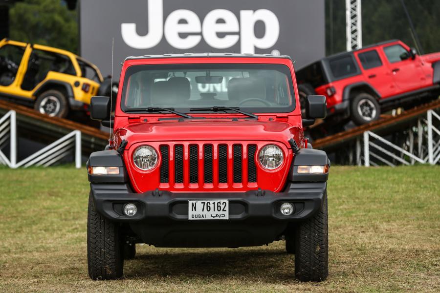  Jeep Wrangler Sport (JL) 2018 года  (UAE) (фото 9 из 9)